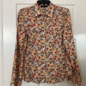 Flowered print long sleeve shirt.